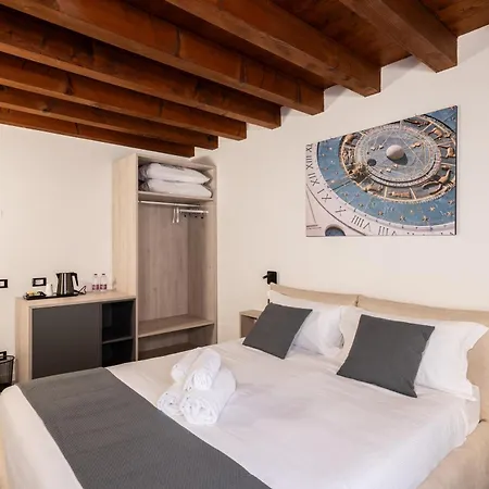 Guest house Guesthost - Santo 86 Luxury 3*